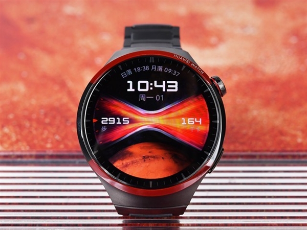 华为WATCH 4 Pro太空探索上手：华为最好的智能手表(图1)