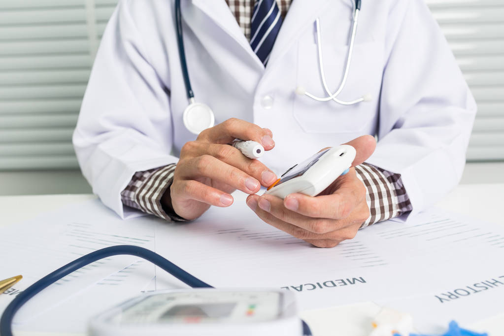 【工作动态】区疾控中心召开慢性病健康管理标准化技术应用培训暨重点慢病监测与健康管理工作研讨会(图1)