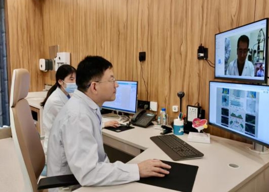 搭建远程医疗会诊平台爱尔眼科打通边远地区医疗救助通道(图2)