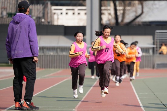强意志、健身心——各方专家为提升青少年健康素质建言献策(图1)