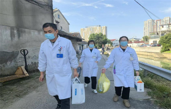 苏州市黄埭镇家医团队为居民提供优质健康服务(图1)