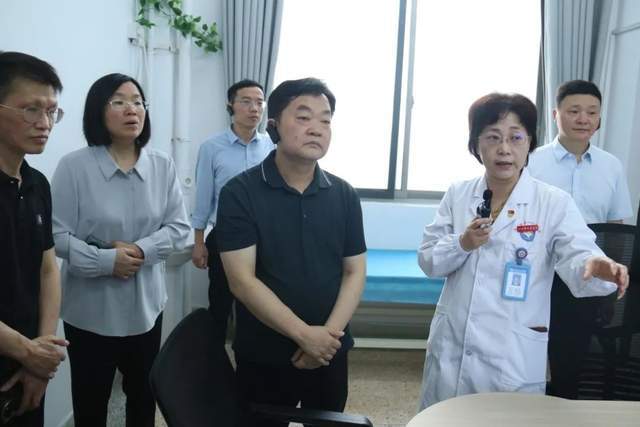 省政府办公厅调研抚州市第一人民医院远程诊疗工作(图2)