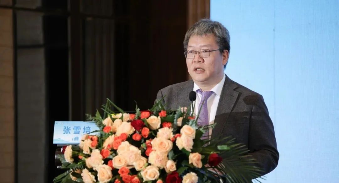 报道 科技赋能医疗创新引领未来！2025 泌尿外科挑战机器人腹腔镜大会完美收官(图2)