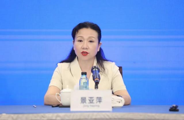 大象早报丨胖东来发布对刑释人员的面试题；漯河：从佛山、广州返回需健康监测12天；女童调座椅压死弟弟父母向车企索赔200万(图13)