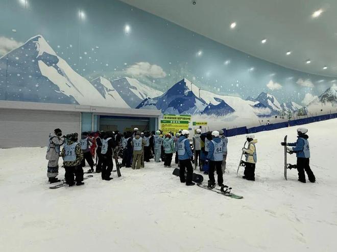 冰雪头条：国际雪联：应避免重现米兰冬奥会滑雪公园类项目场地建设滞后问题；滑雪登山全国训练营启动；哈尔滨以法治力量推动校园冰雪……(图3)