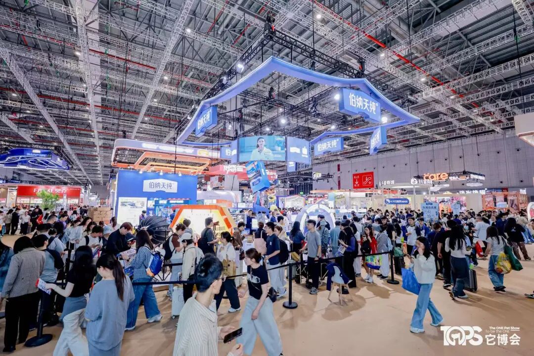 AI手机、智能项圈、狗语翻译宠物展会的“魔幻产品”反映了哪些趋势(图1)