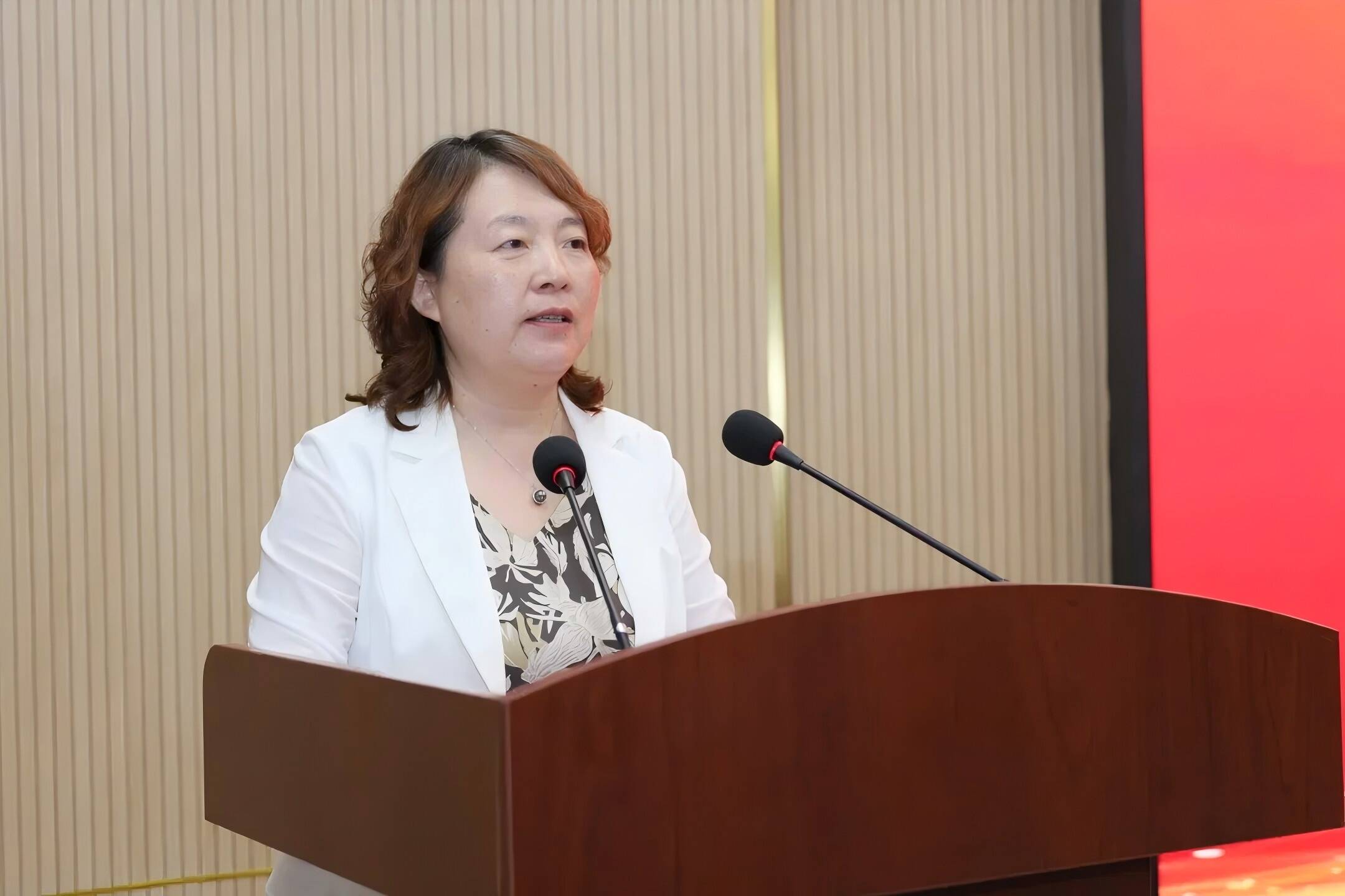 滨州医学院附属医院北海医院中医、肛肠、皮肤三大特色诊疗中心正式揭牌(图2)